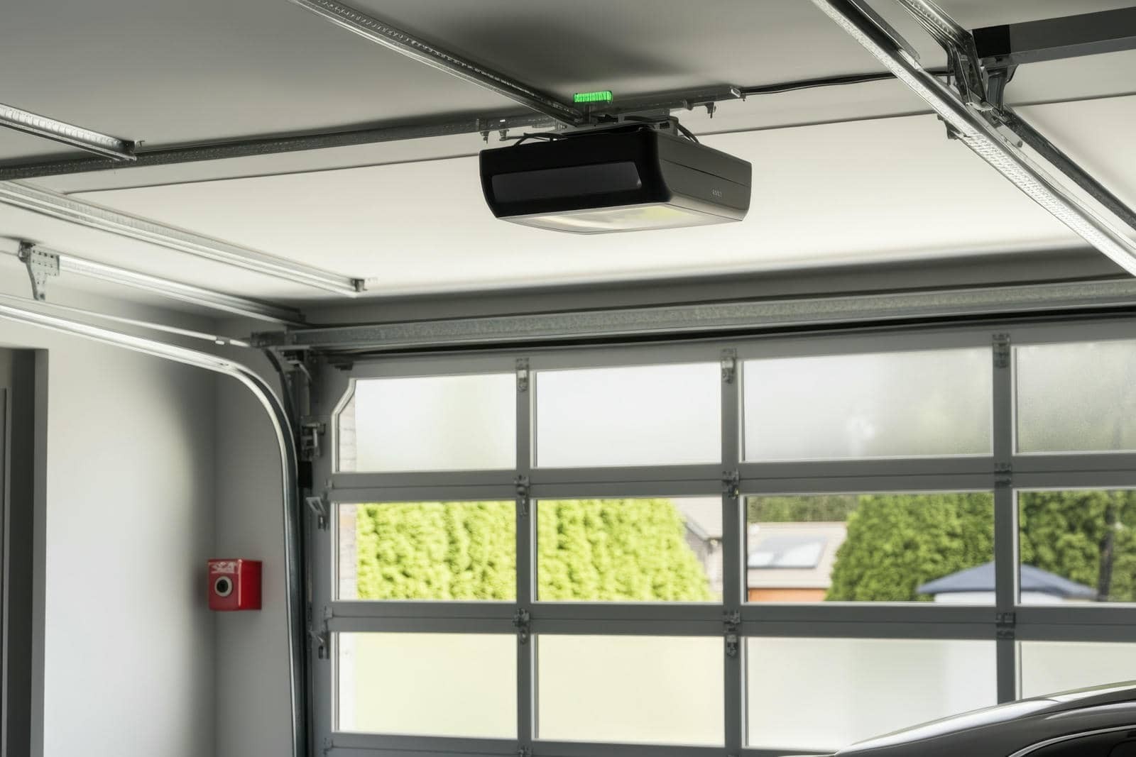 10 Must-Have Safety Features for Overhead Doors