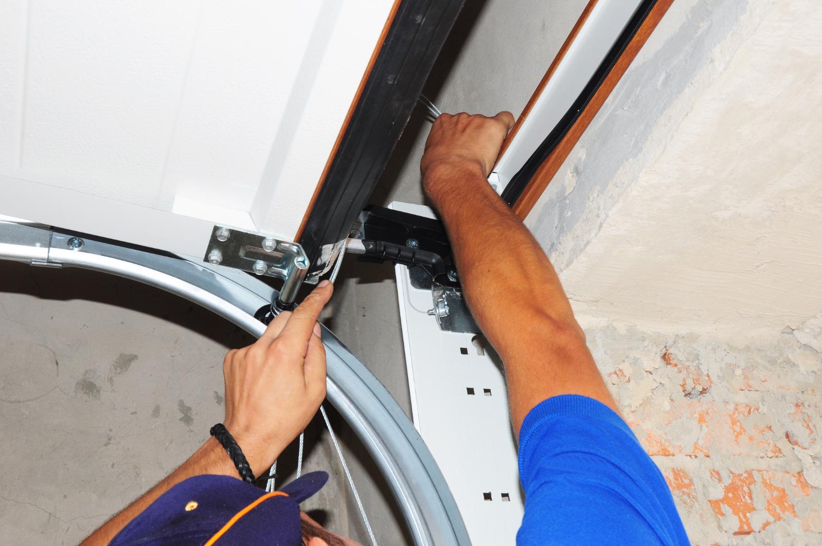 Top Tips for Grand Rapids Garage Door Opener Replacements