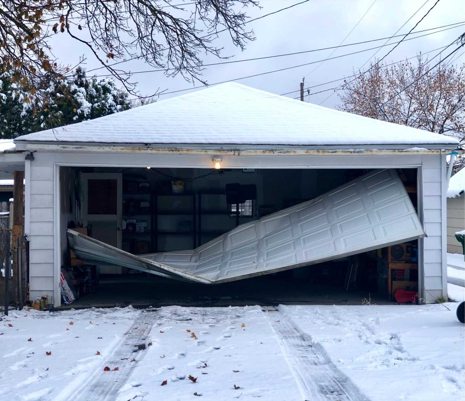 What Are Affordable Garage Door Repair Options?