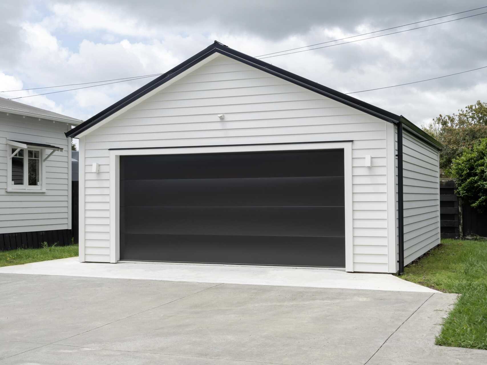 3 Best Tips for Troubleshooting Garage Door Repairs