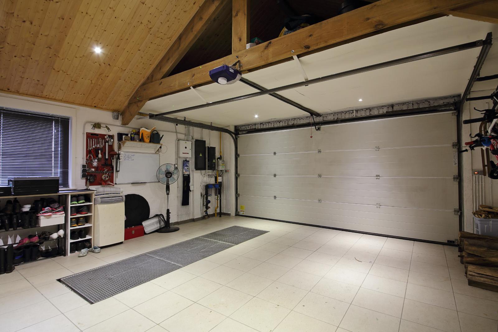 Reliable Signs Your Overhead Door Requires Attention