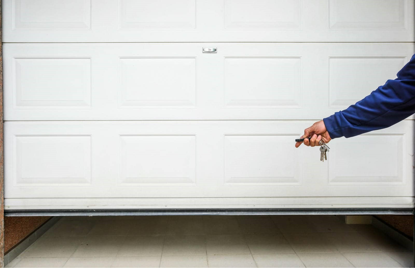 Broken Garage Door Cable? Here's What's Happening and What to Do