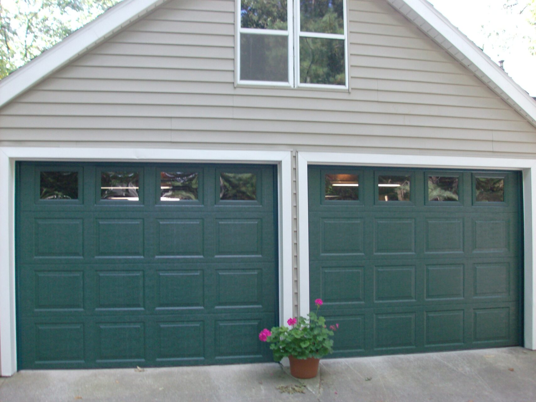 The raised panel is still the Most popular garage door style. But even it has its customizations.