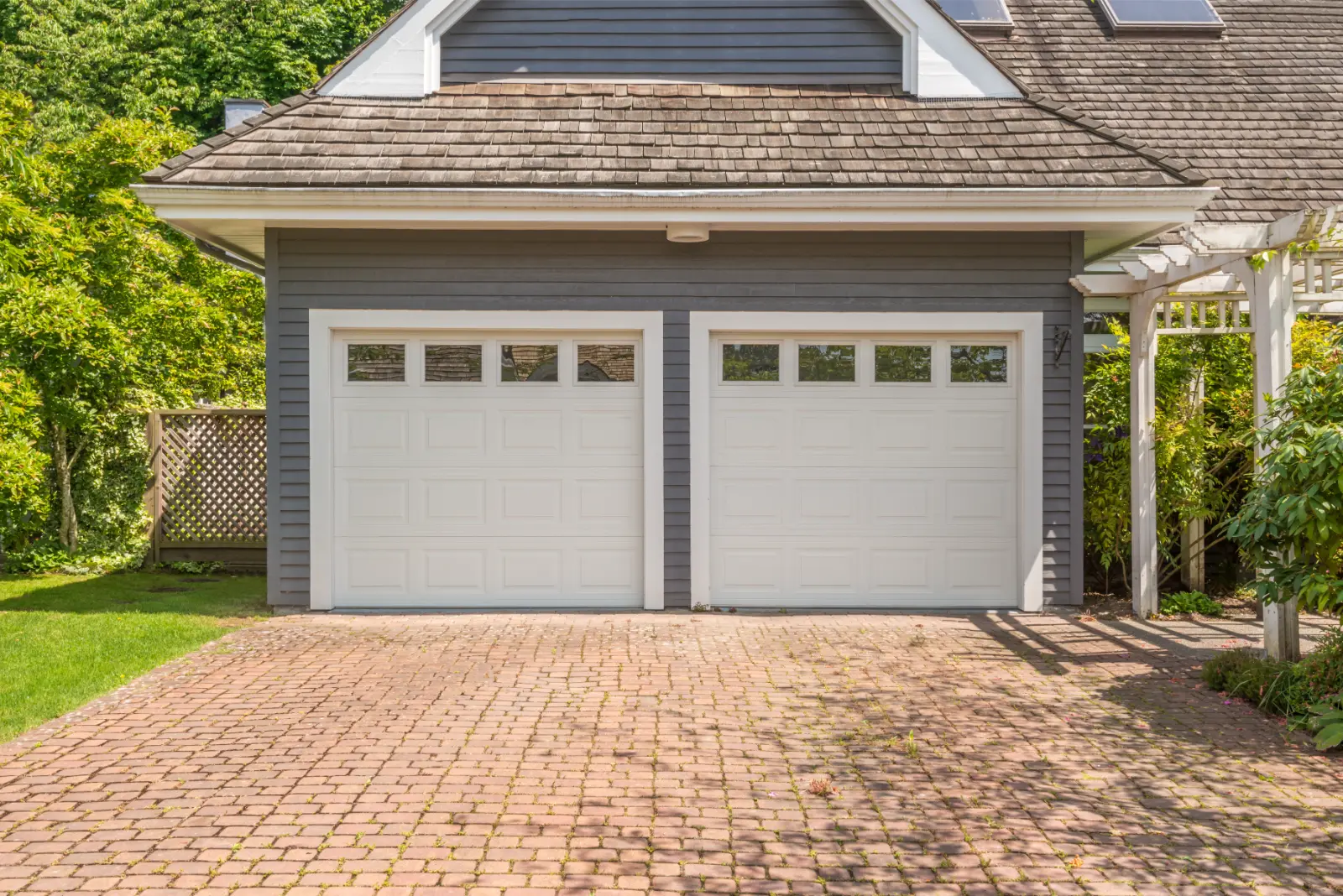 Luxury house with an Economical Garage Door in Vancouver, Canada - perfect blend of style, efficiency, and affordability.